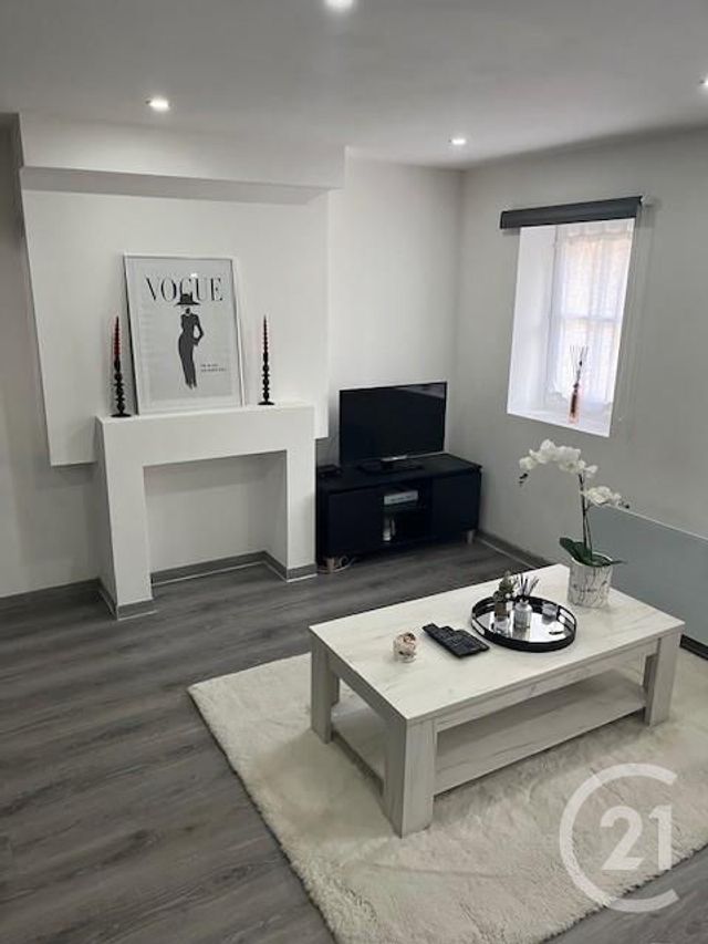 Appartement F2 à louer - 3 pièces - 42.37 m2 - METZ - 57 - LORRAINE - Century 21 Côté Est Immobilier